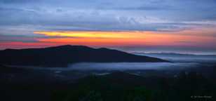 Dawn along the Blue Ridge-8942.jpg Dawn along the Blue Ridge-8942.jpg